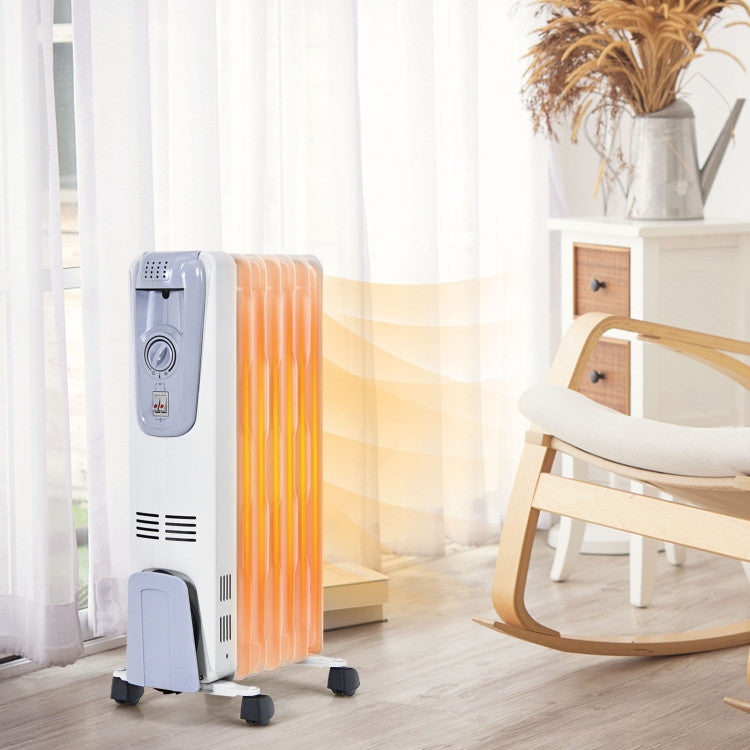 Front view of 1500W oil-filled radiator heater with thermostat