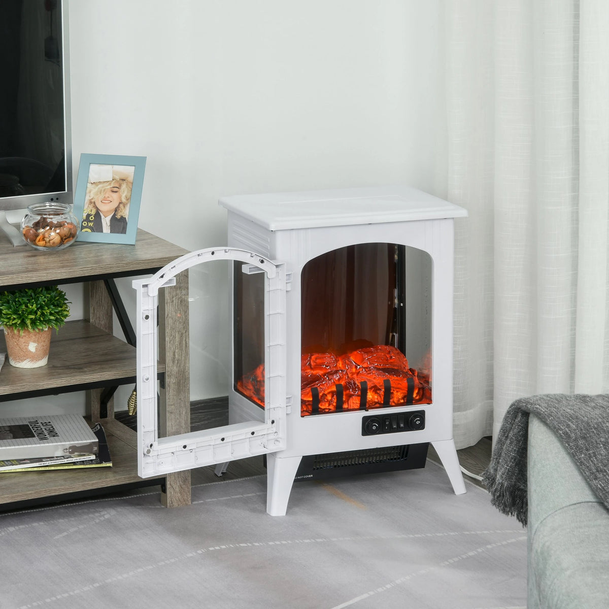 HOMCOM Electric Fireplace Heater in a Cozy Living Room